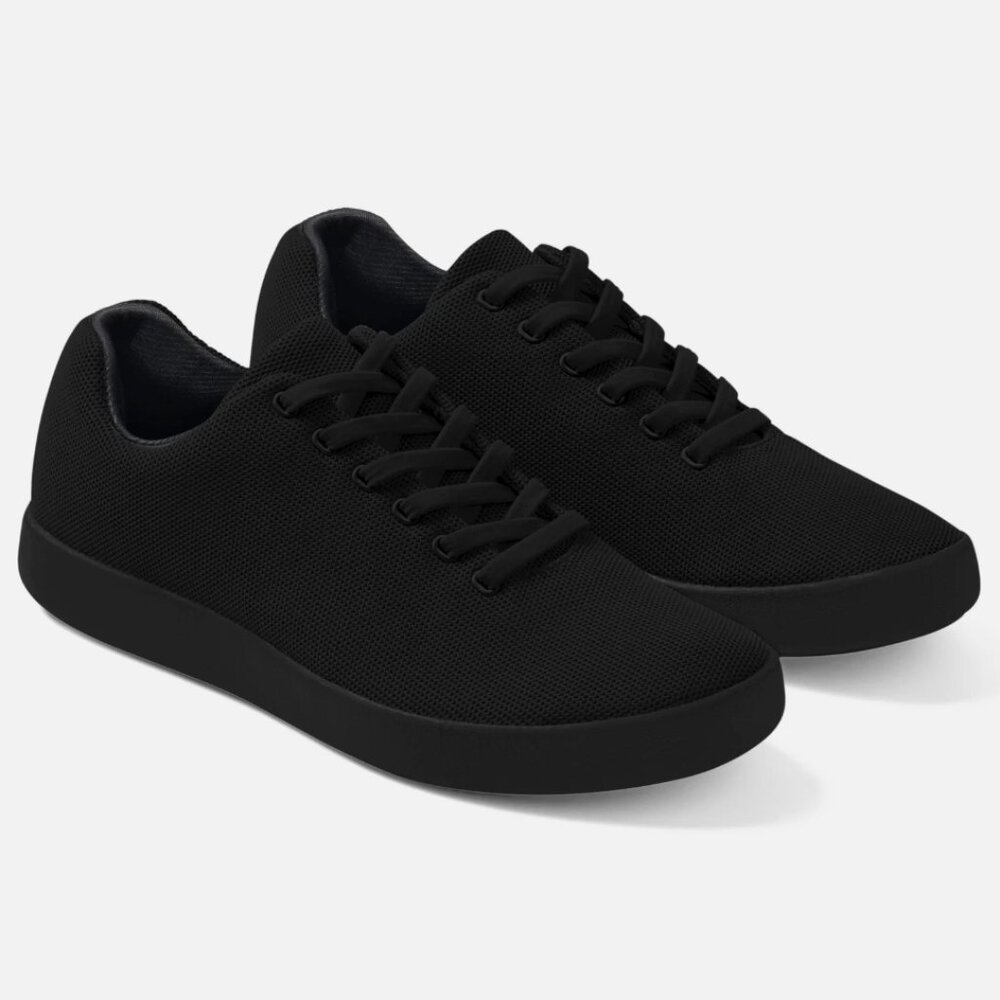 Atoms Black 000 Black Sneakers